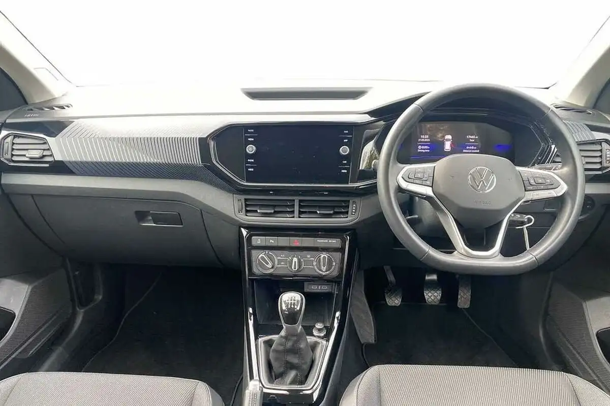 2023-volkswagen-t-cross-10-tsi-black-edition-110ps-big-9