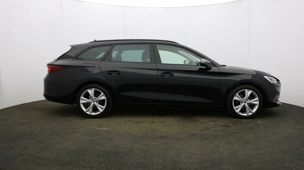 2022-seat-leon-15-tsi-evo-fr-130ps-estate-big-45