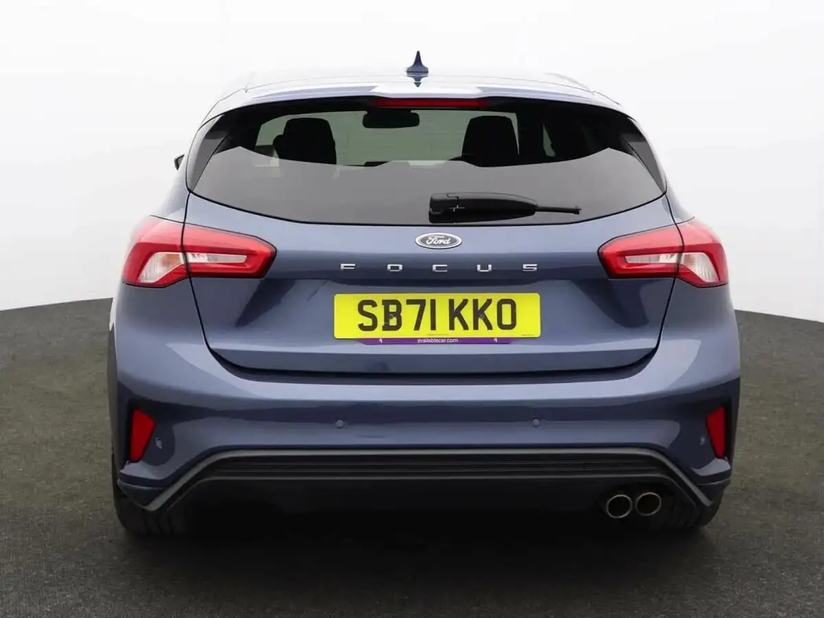 2021-ford-focus-15-st-line-edition-hatchback-big-3