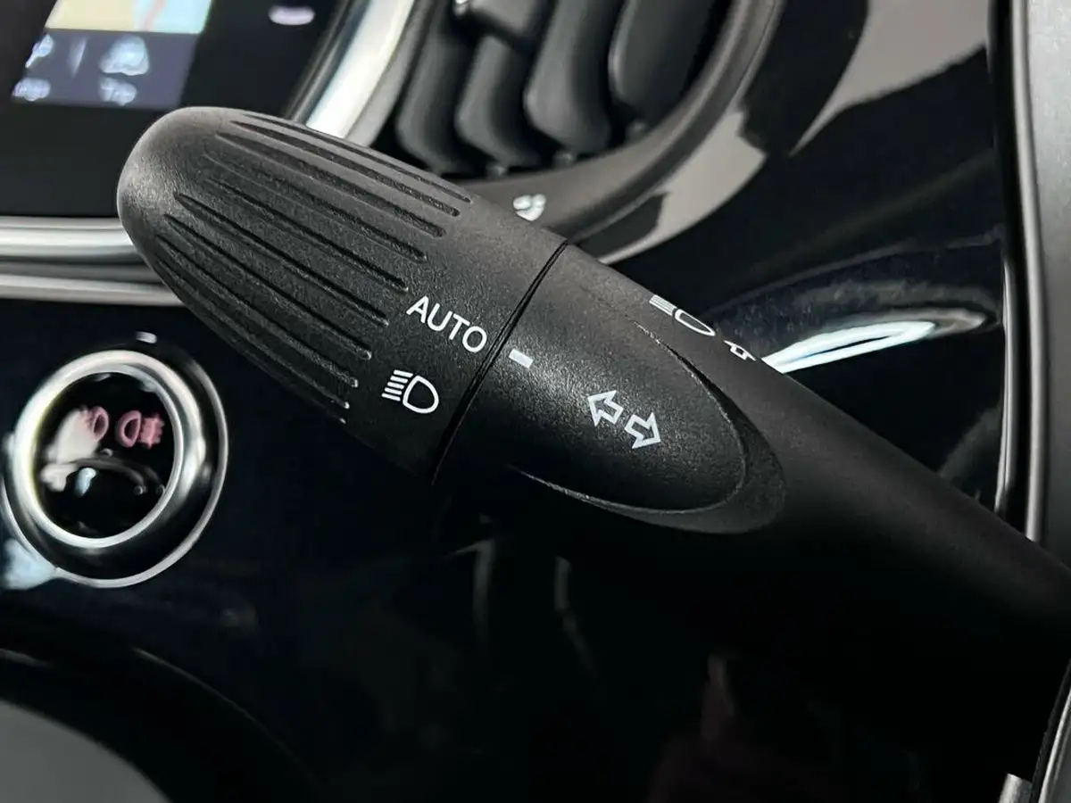 2021-abarth-595-14-tjet-scorpioneoro-big-20