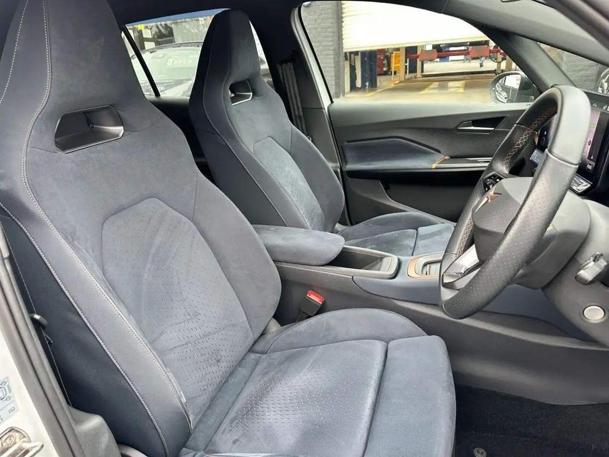 2022-cupra-born-e-v3-230ps-58kwh-e-boost-big-11