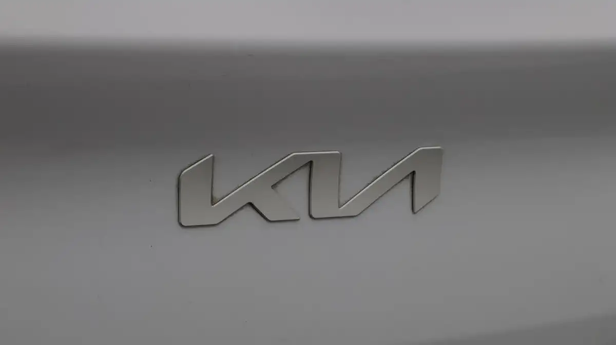 2022-kia-ceed-15-t-gdi-gt-line-big-21