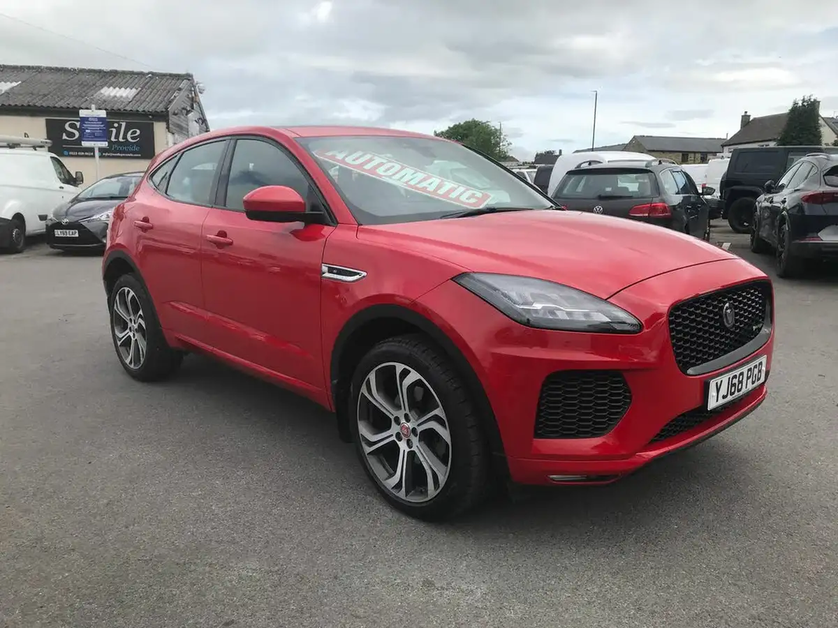 2018-jaguar-e-pace-20-i4d-first-edition-big-0