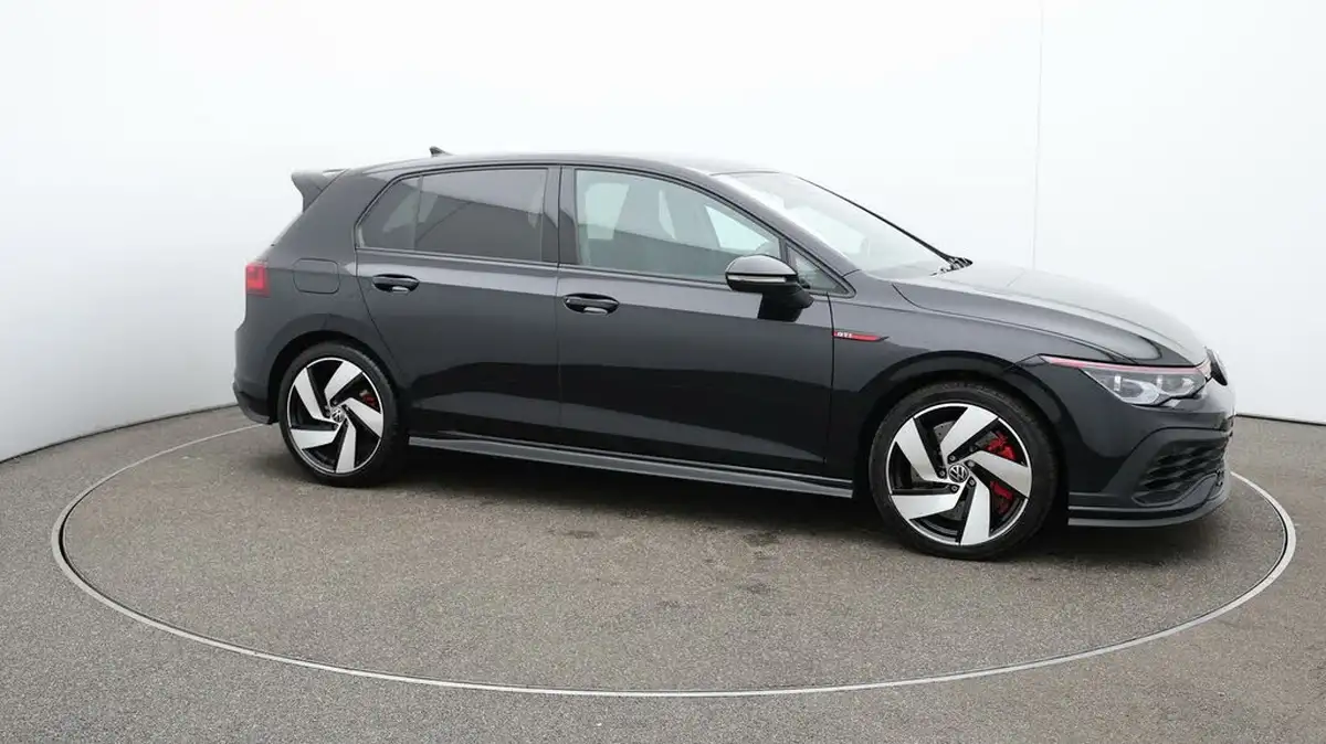 2022-volkswagen-golf-20-tsi-gti-clubsport-big-39