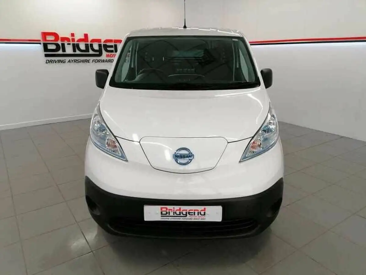 2021-nissan-env200-e-acenta-panel-van-auto-big-1