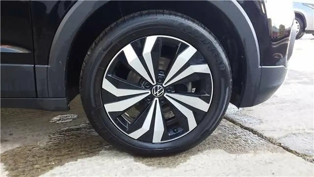 2023-volkswagen-t-cross-10-tsi-black-edition-110ps-big-12
