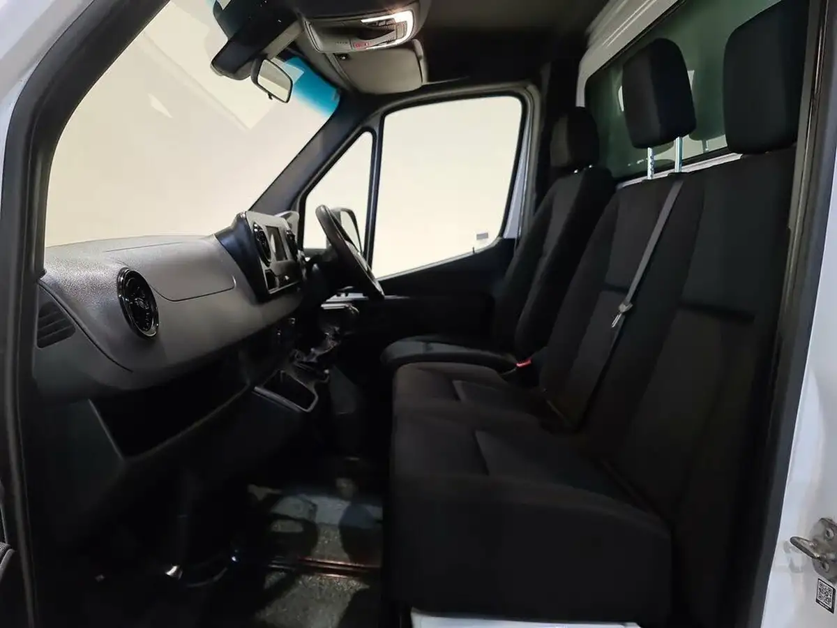 2018-mercedes-benz-sprinter-21cdi-314-l3h1-chassis-cab-eco-gear-360-big-18