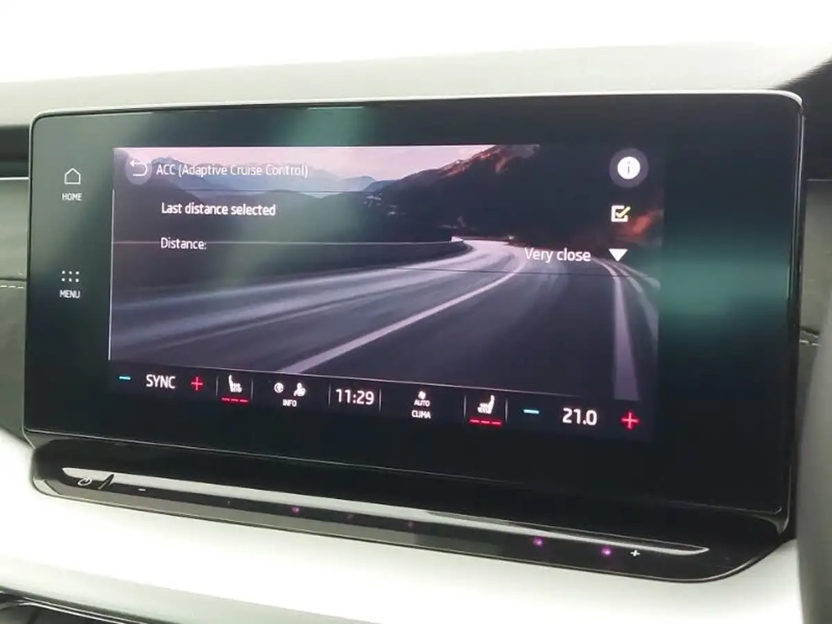 2024-skoda-octavia-15-tsi-e-tec-se-l-estate-big-11