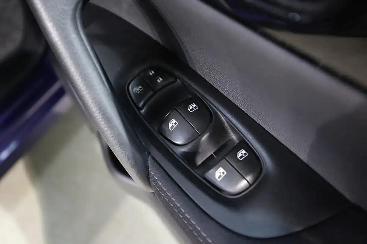 2021-nissan-qashqai-13-dig-t-acenta-premium-158ps-xtronic-big-25