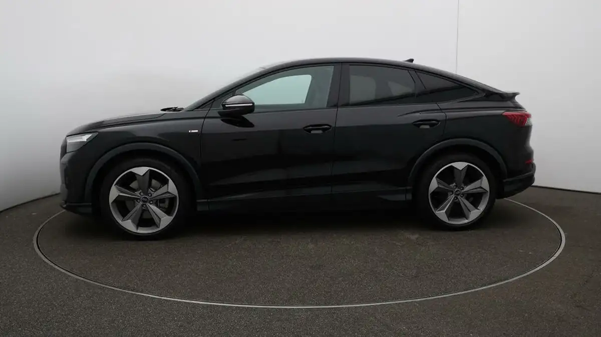 2024-audi-q4-e-tron-45e-black-edition-station-wagon-auto-big-4