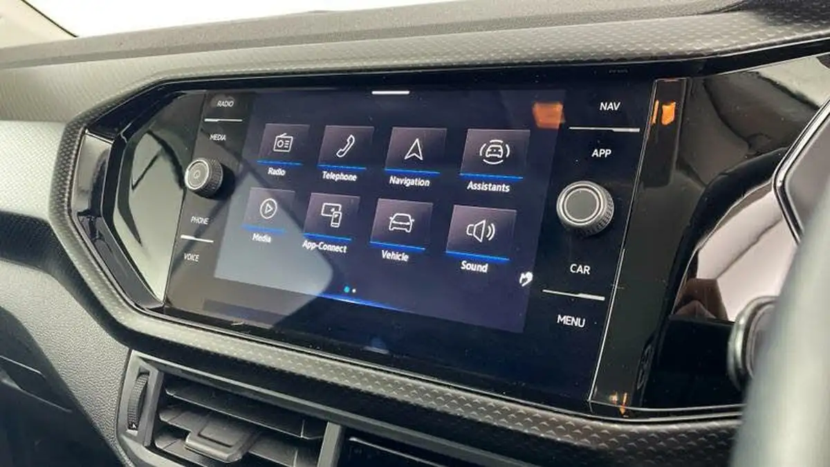 2022-volkswagen-t-cross-10-tsi-se-110ps-big-17