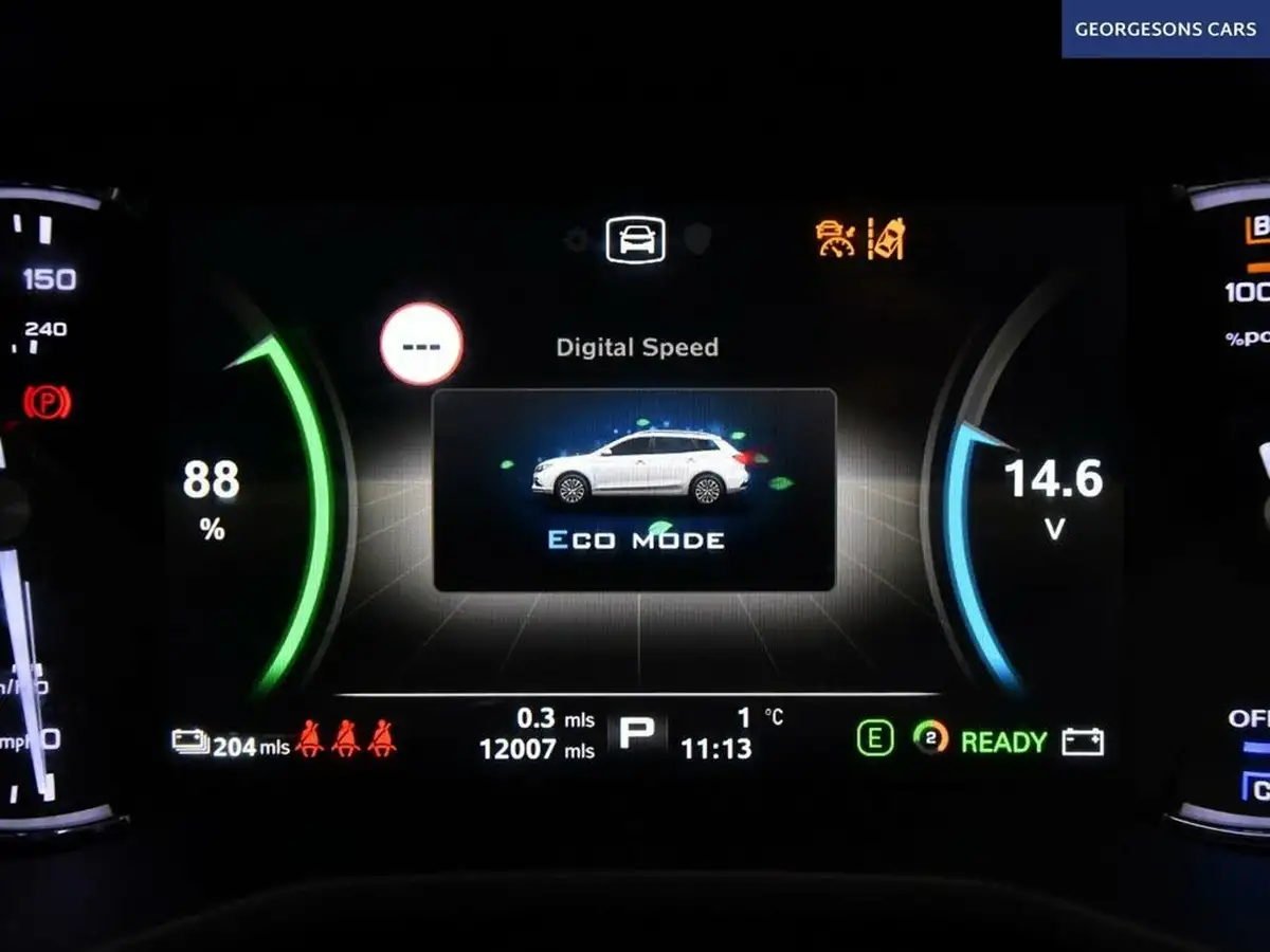 2022-mg-mg5-e-exclusive-ev-long-range-big-24