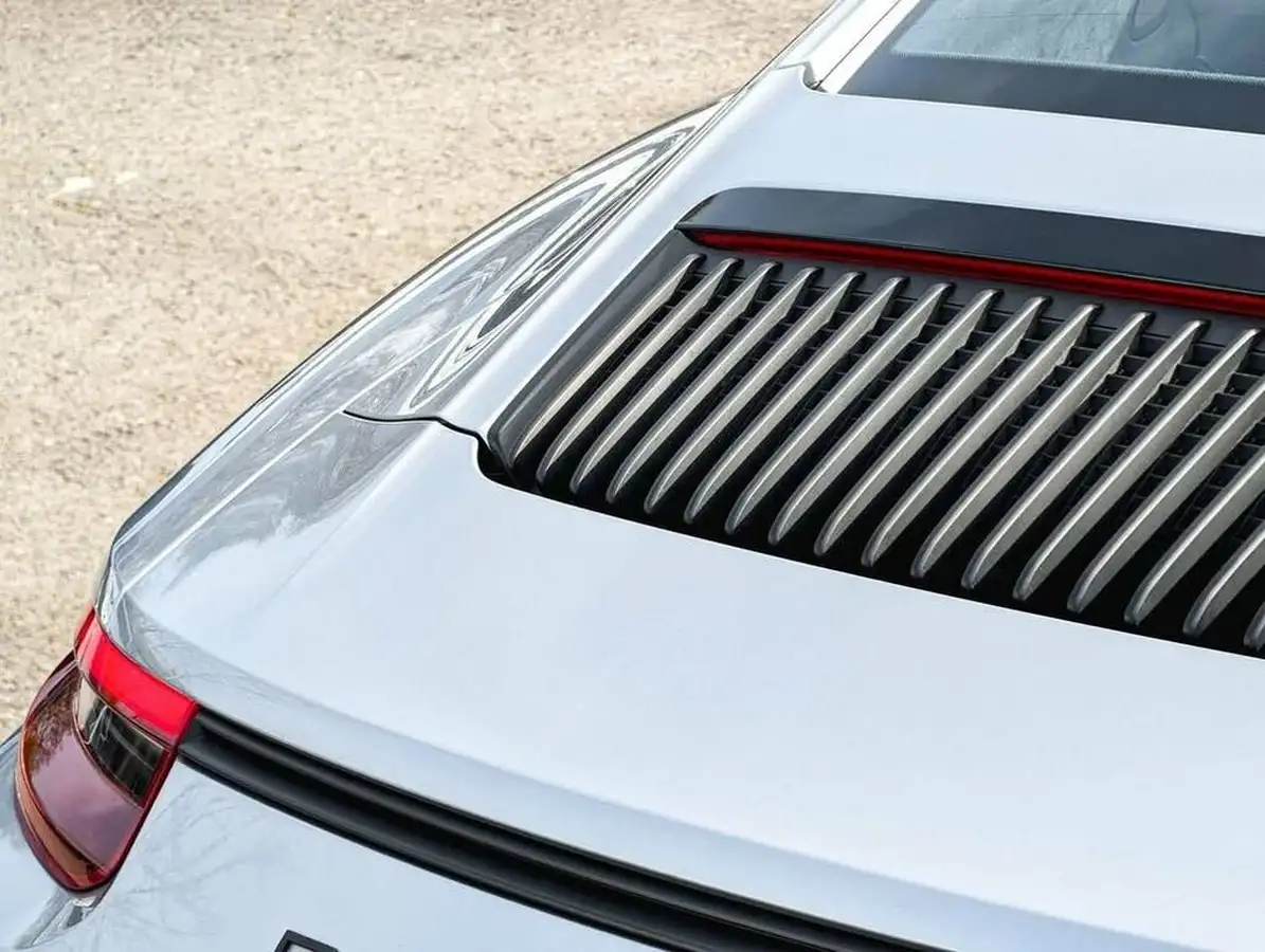 2017-porsche-911-30-carrera-gts-rwd-coupe-pdk-big-15