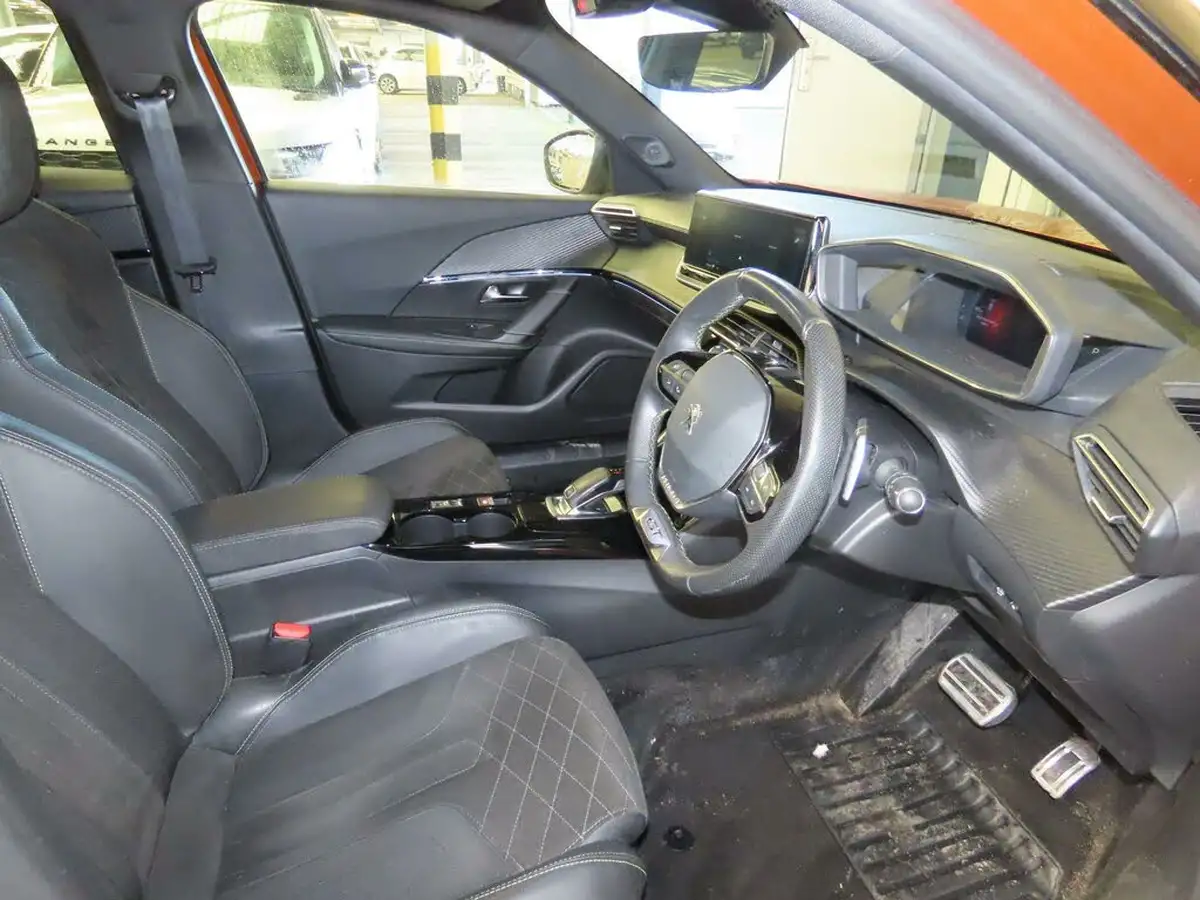 2022-peugeot-2008-suv-12-puretech-gt-premium-130bhp-big-6