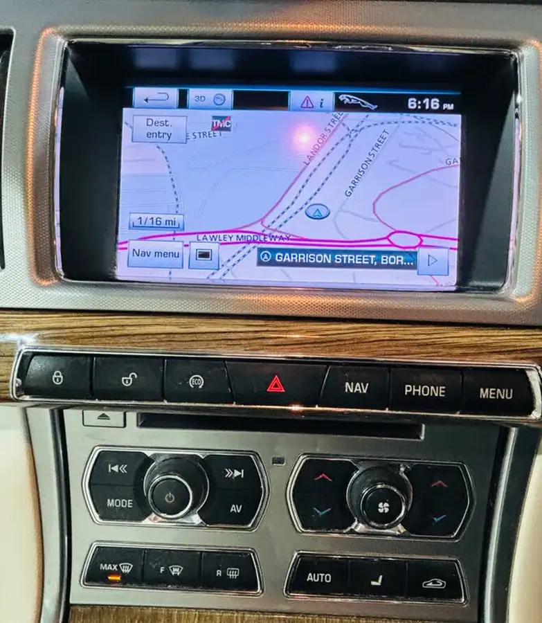 2012-jaguar-xf-22td-premium-luxury-190ps-saloon-4d-auto-big-19