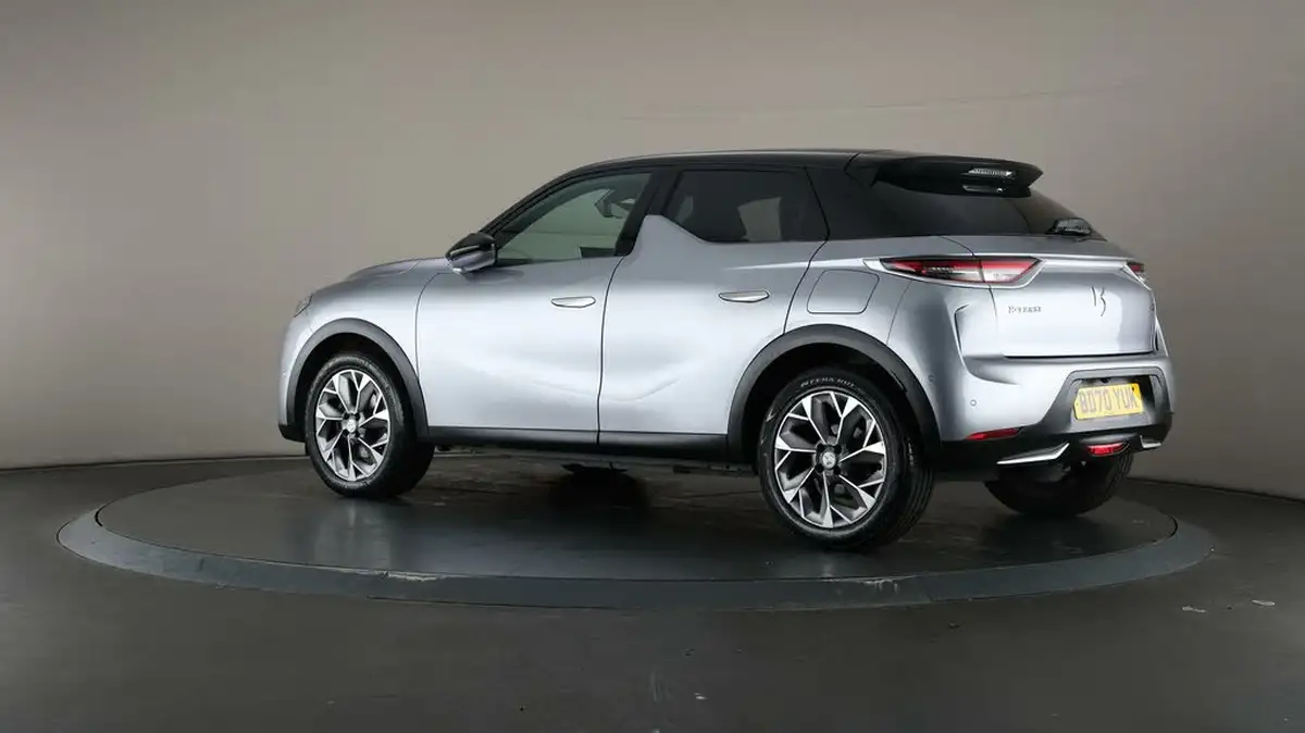 2020-ds-ds-3-crossback-e-tense-ultra-prestige-big-74
