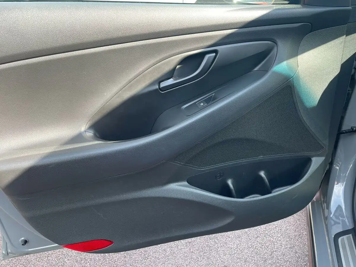 2019-hyundai-i30-n-20-t-gdi-n-performance-fastback-big-29