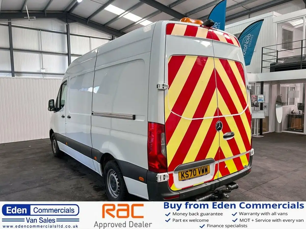 2020-mercedes-benz-sprinter-20cdi-315-l1h1-progressive-big-5