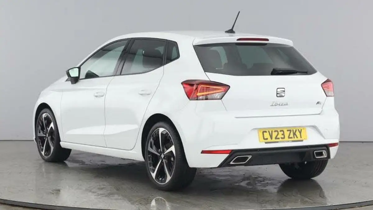 2023-seat-ibiza-10-tsi-fr-sport-110ps-big-2