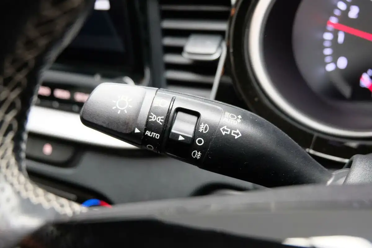 2024-kia-ceed-15-t-gdi-gt-line-158bhp-big-16