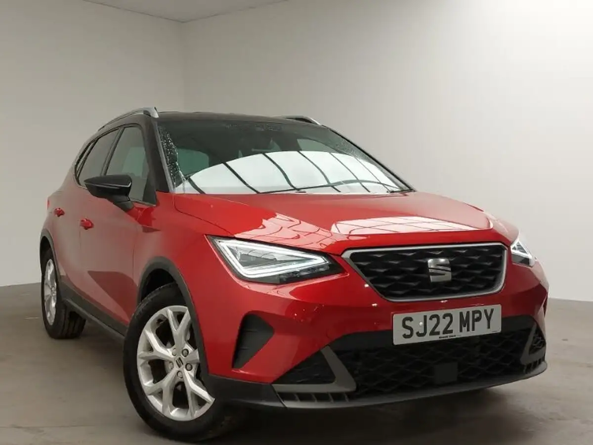 2022-seat-arona-10-tsi-fr-dsg-big-0