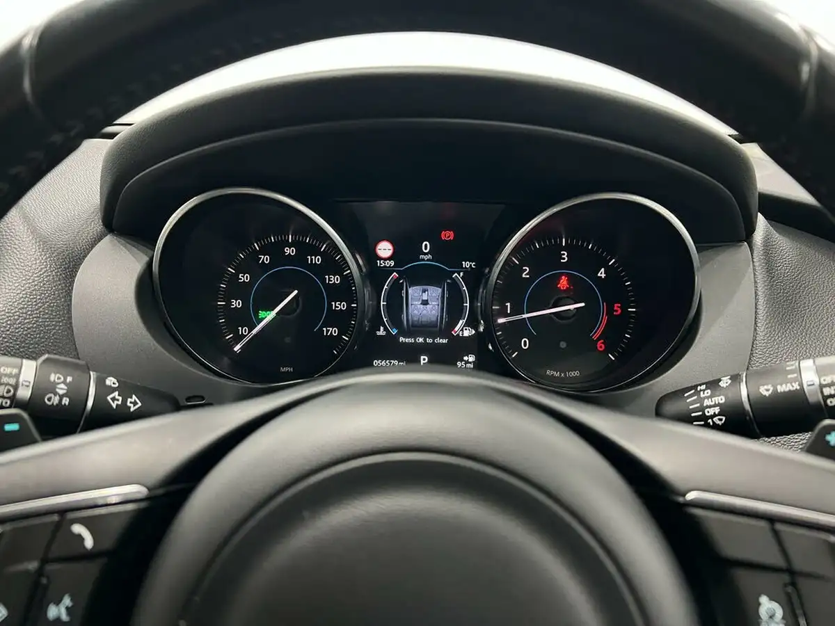 2017-jaguar-f-pace-20-i4d-prestige-180ps-awd-auto-big-40