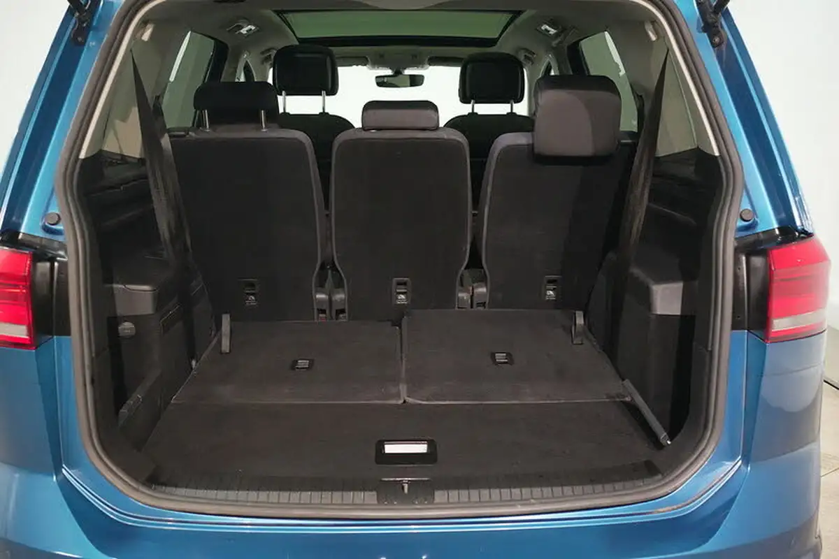 2018-volkswagen-touran-16tdi-se-family-big-16
