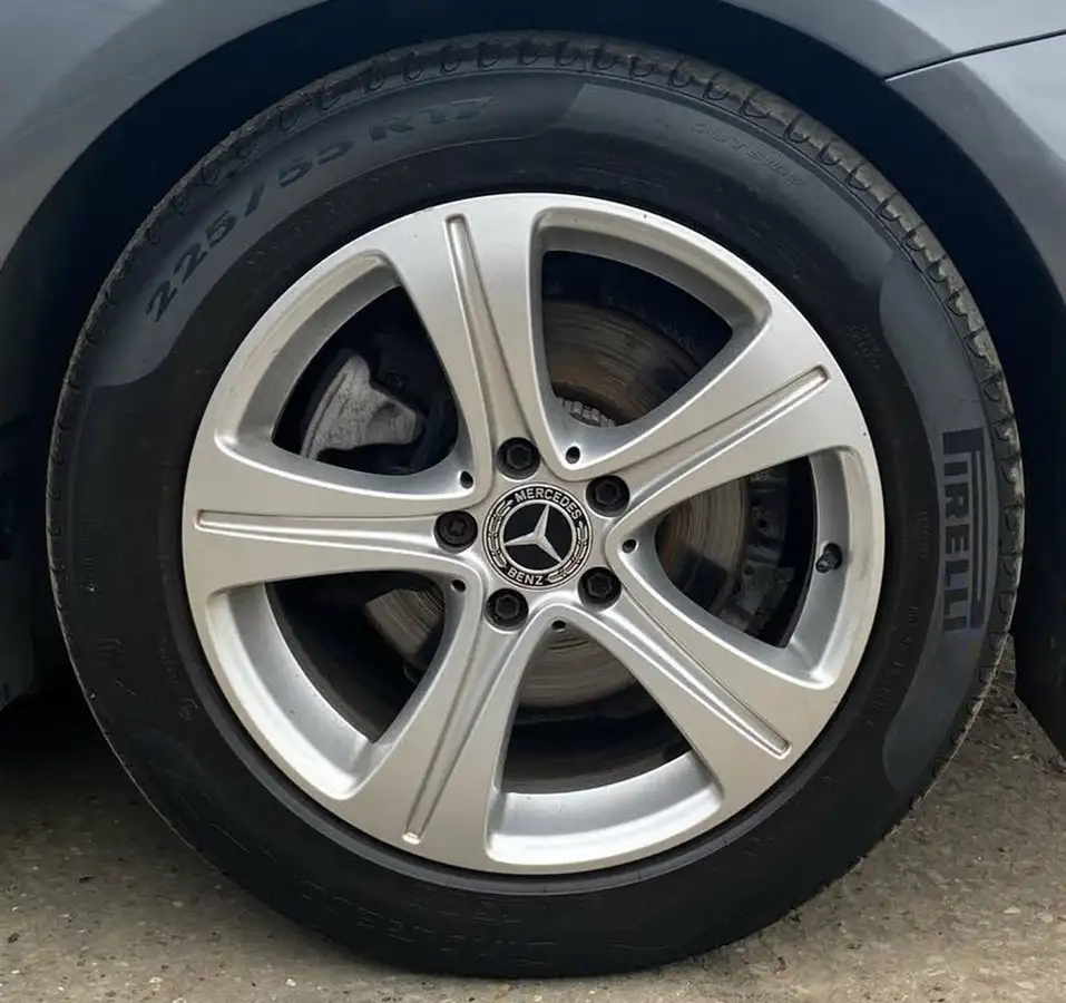 2018-mercedes-benz-e-class-20d-e220d-se-ss-saloon-4d-big-12