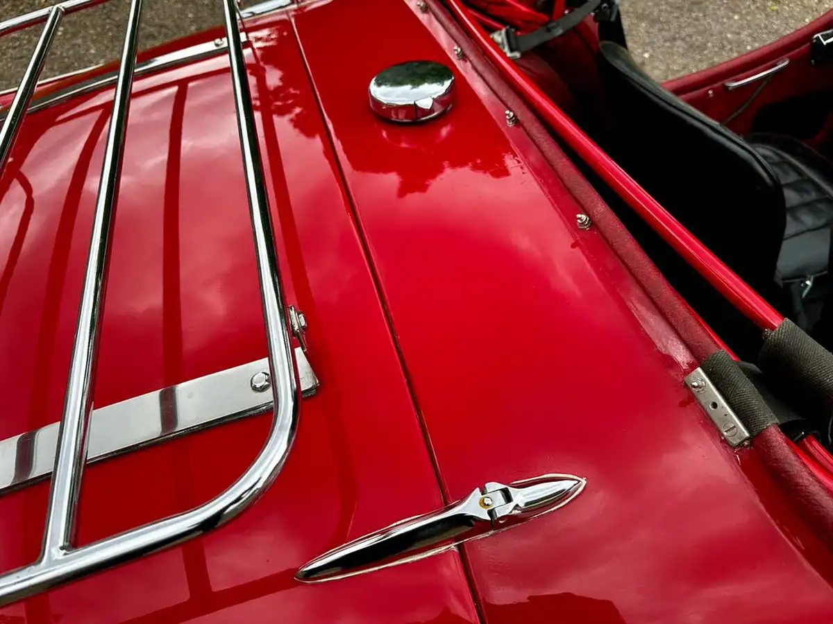 1954-triumph-tr2-20l-roadster-big-70