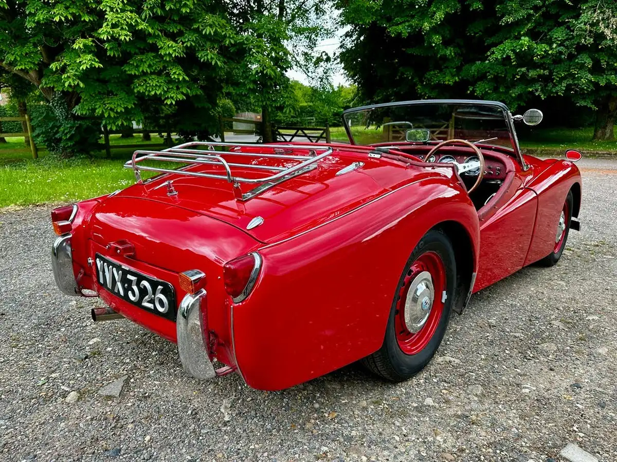1954-triumph-tr2-20l-roadster-big-22
