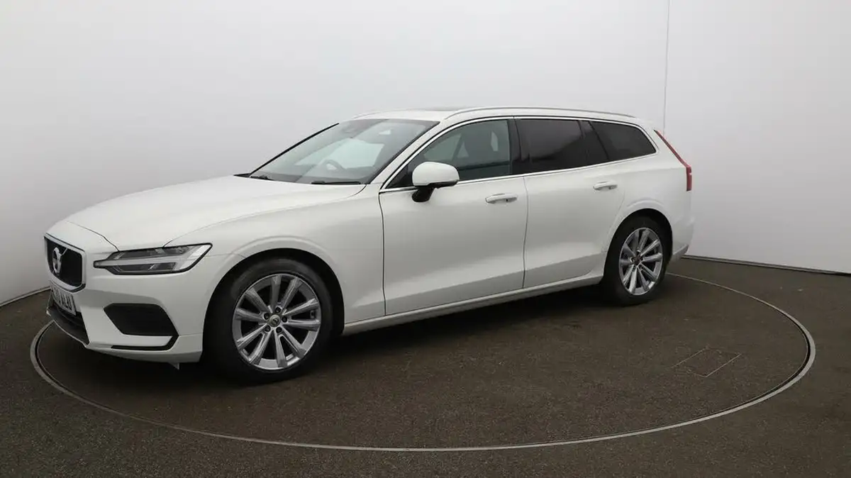 2020-volvo-v60-20td-b4-momentum-big-59