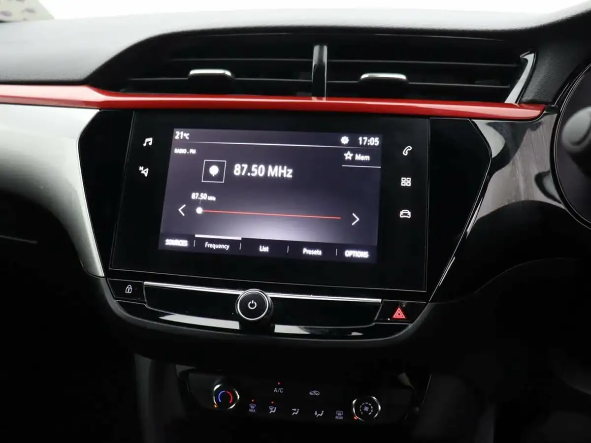 2021-vauxhall-corsa-12-turbo-sri-100ps-big-15