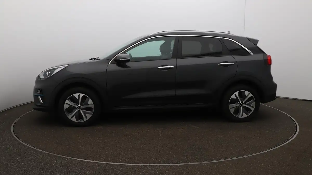 2021-kia-e-niro-ev-3-big-4