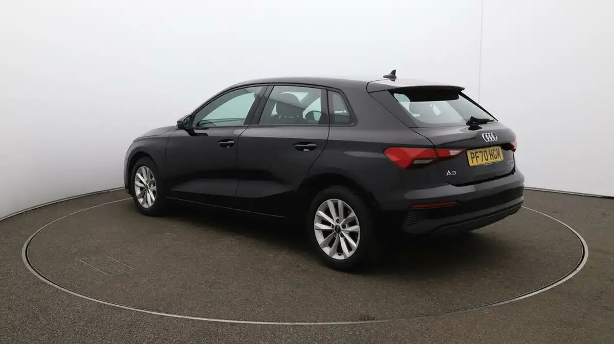 2021-audi-a3-10-30-tfsi-technik-big-5