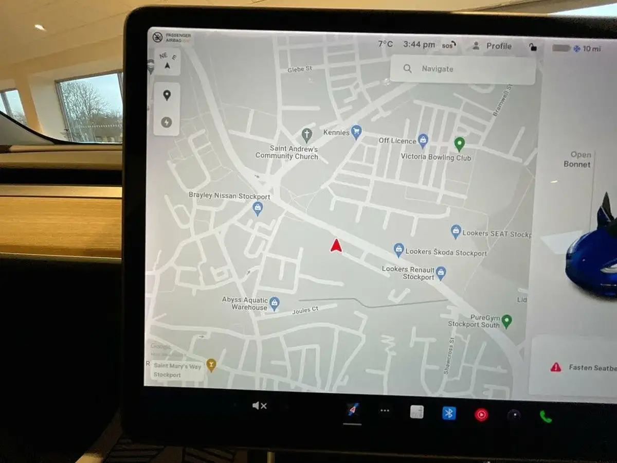 2020-tesla-model-3-e-long-range-big-9