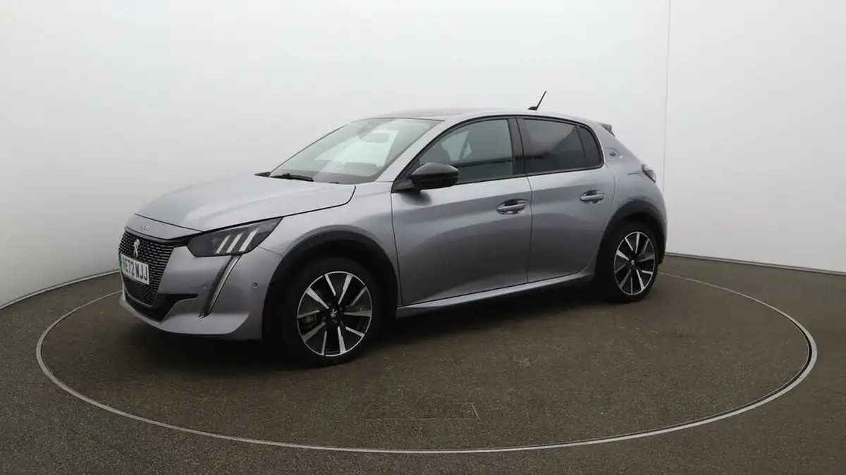 2022-peugeot-208-e-gt-136ps-50kwh-big-62