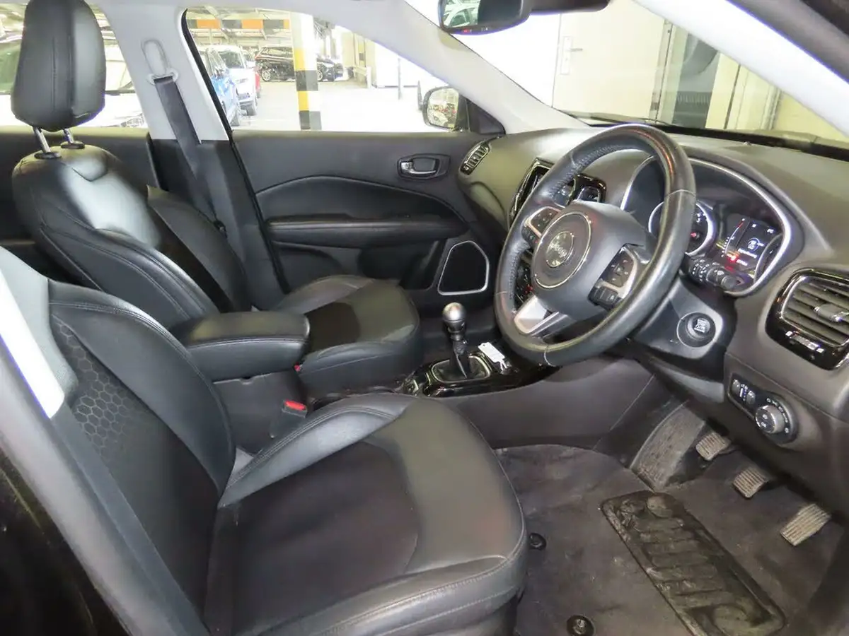 2021-jeep-compass-14-multiair-ii-night-eagle-big-7