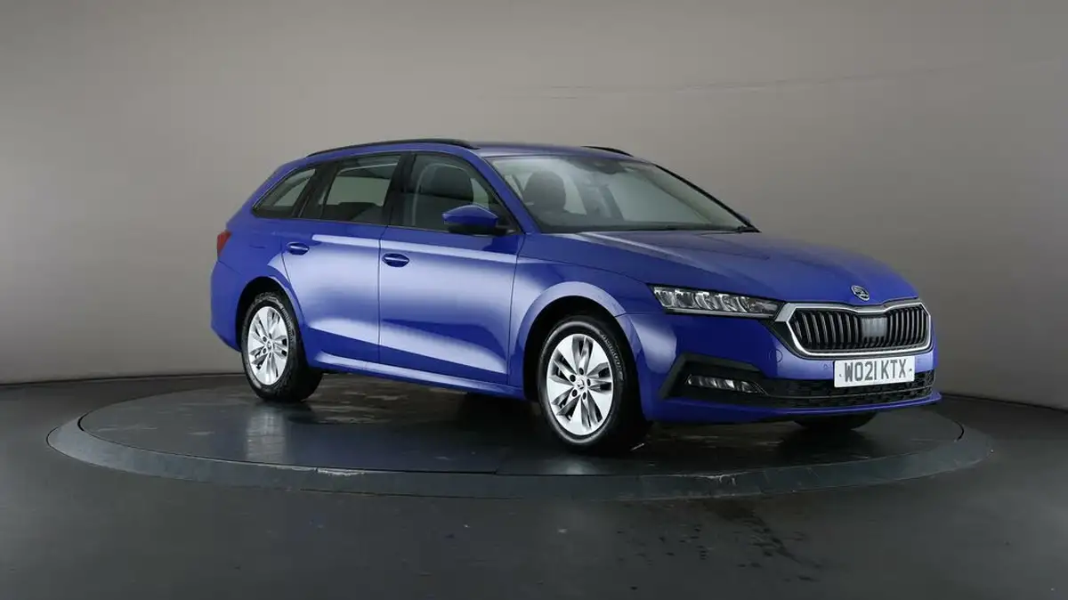 2021-skoda-octavia-20tdi-se-technology-115ps-scr-estate-big-52