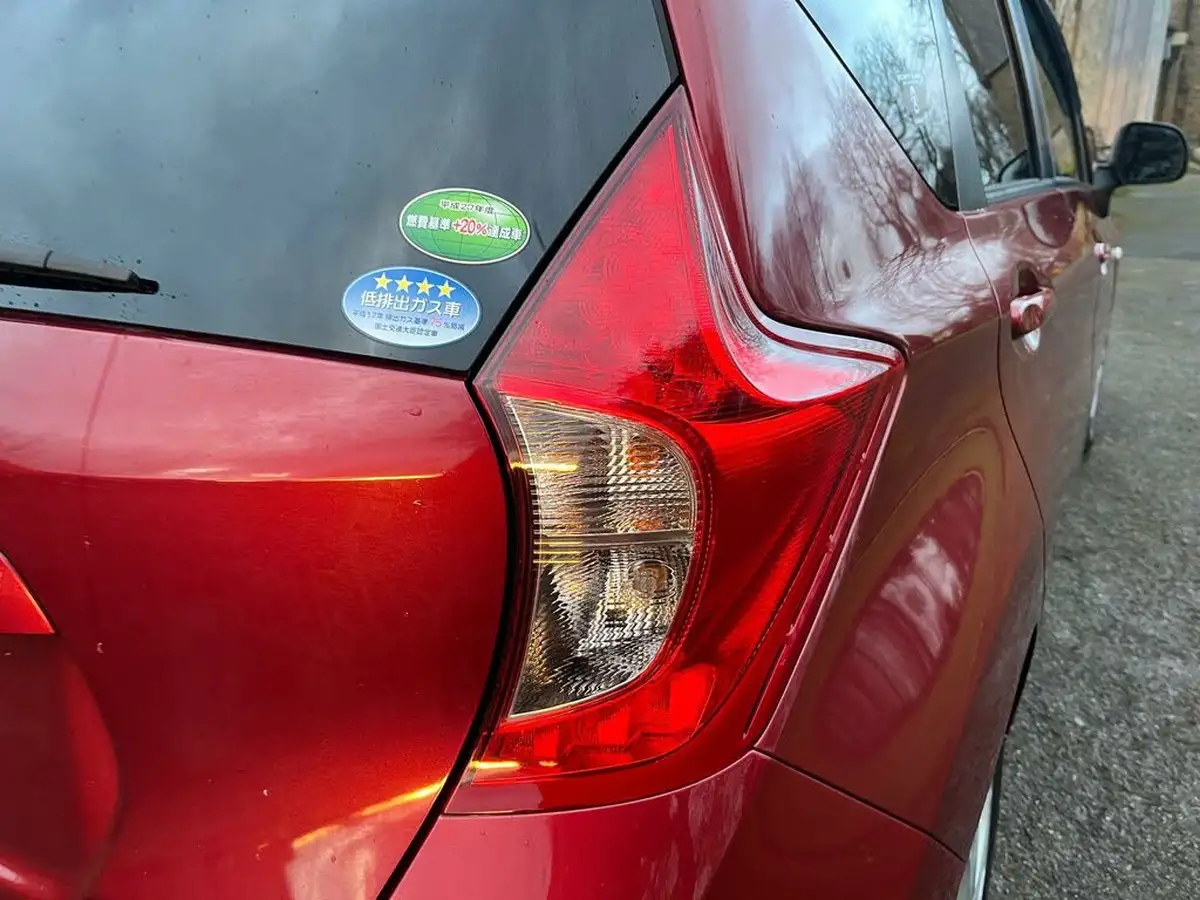 2011-nissan-note-16-acenta-auto-big-56