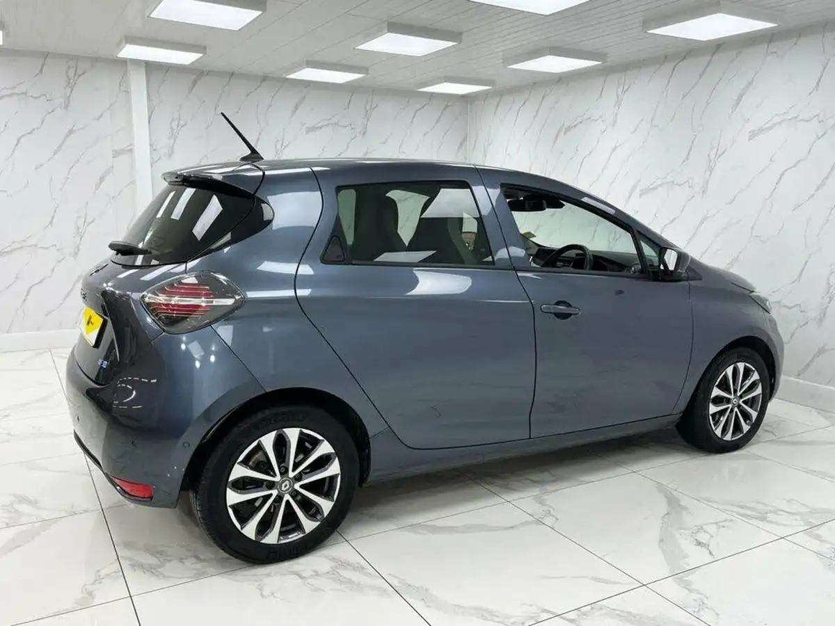2022-renault-zoe-e-gt-line-big-13