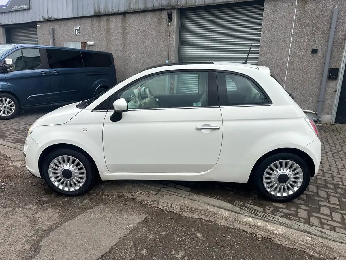 2012-fiat-500-12-lounge-ss-big-2