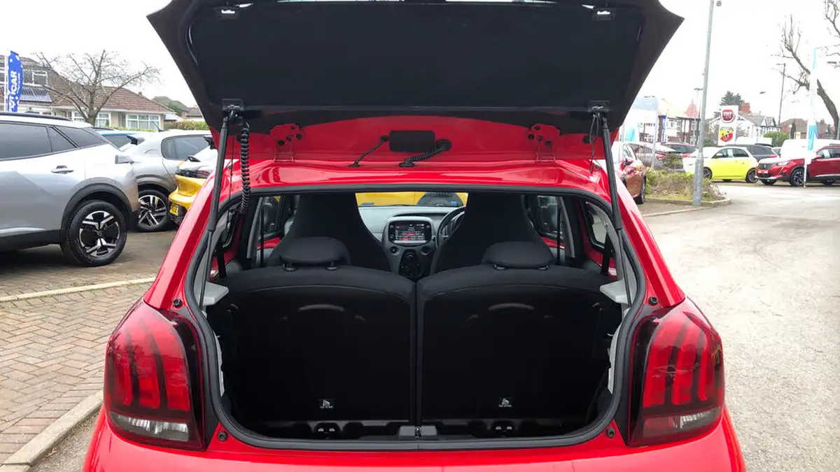 2018-peugeot-108-10-active-68bhp-hatchback-5d-big-18