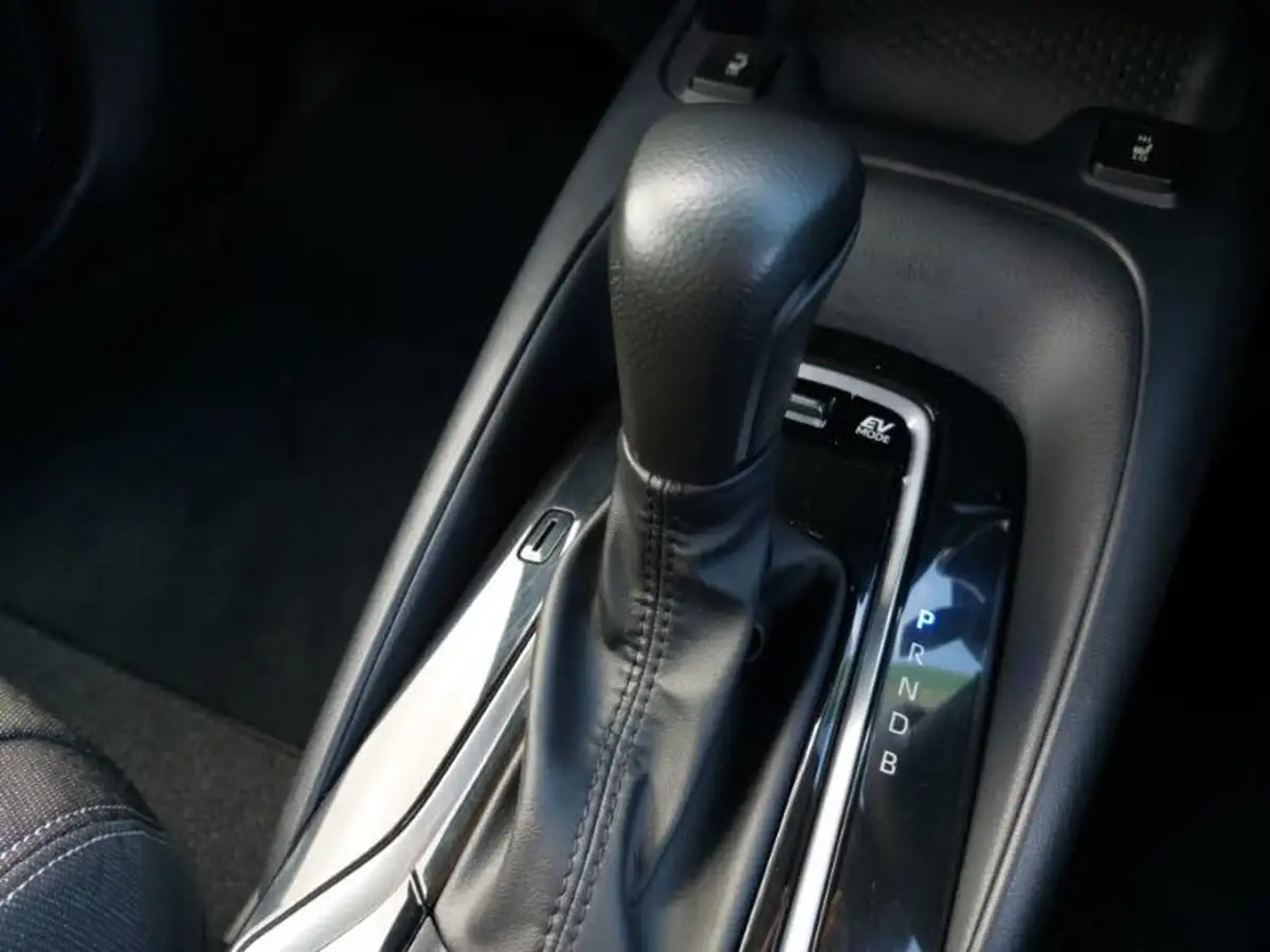 2023-suzuki-swace-18-motion-big-17