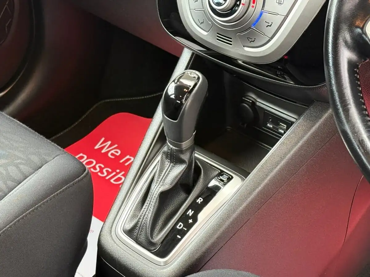 2019-hyundai-ix20-16-se-auto-big-56