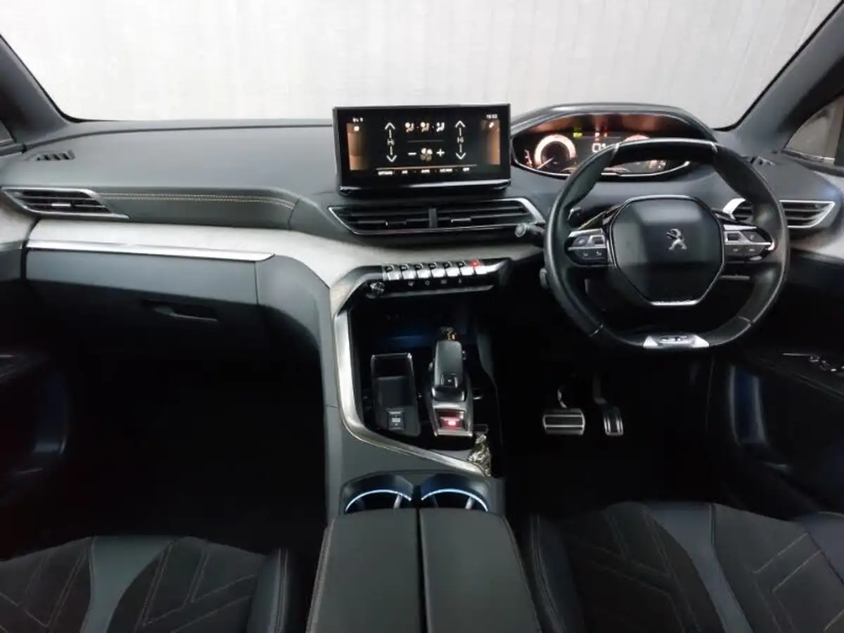 2022-peugeot-3008-suv-12-puretech-gt-premium-big-2