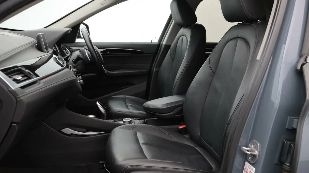 2020-bmw-x1-20td-sdrive18d-xline-sport-auto-big-14