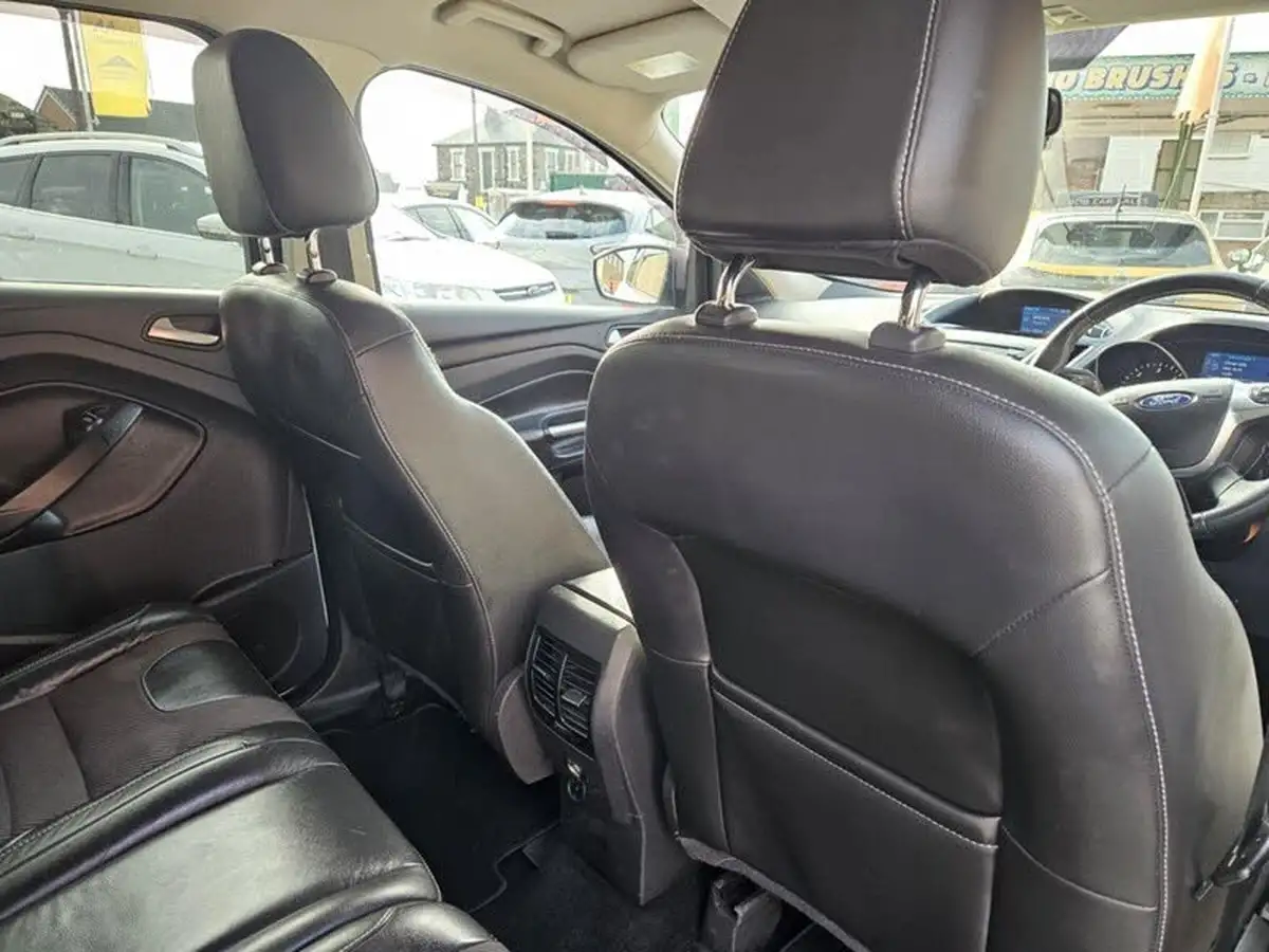 2015-ford-kuga-20tdci-titanium-150ps-big-12