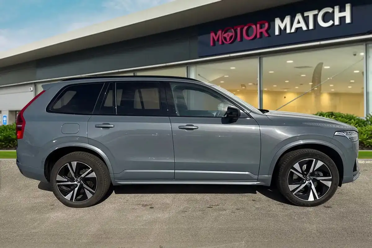 2022-volvo-xc90-20td-b5-r-design-big-2