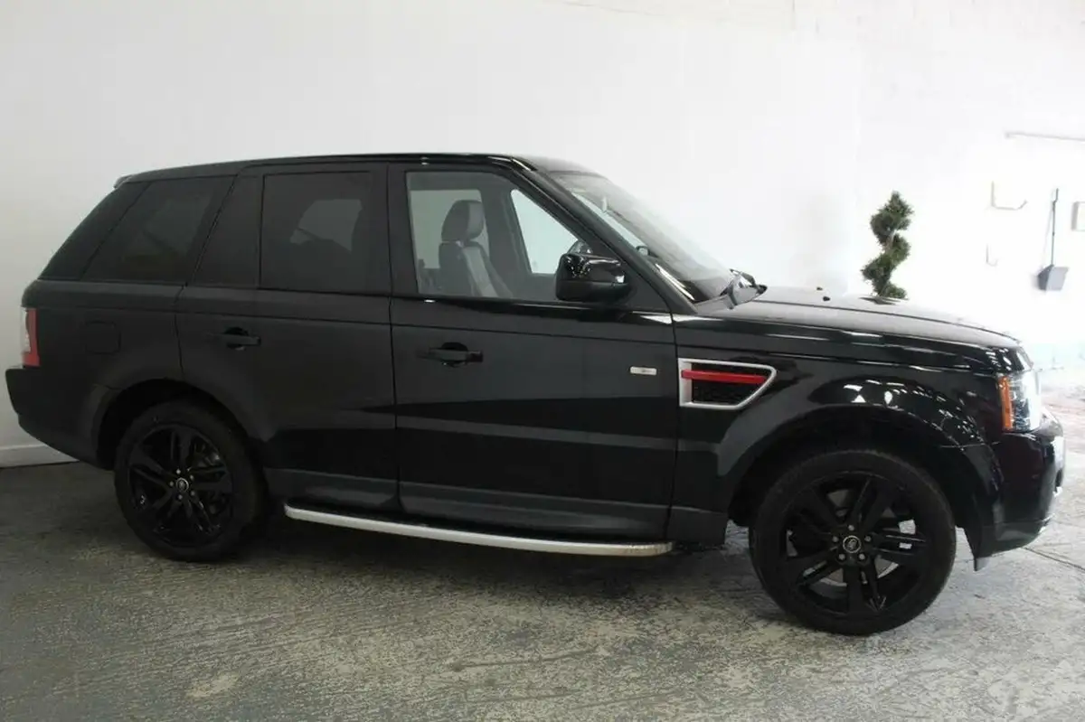 2012-land-rover-range-rover-sport-30-sd-v6-hse-red-edition-big-3