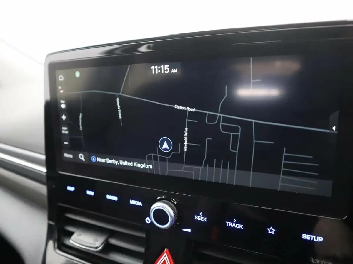 2022-hyundai-ioniq-e-premium-electric-big-18